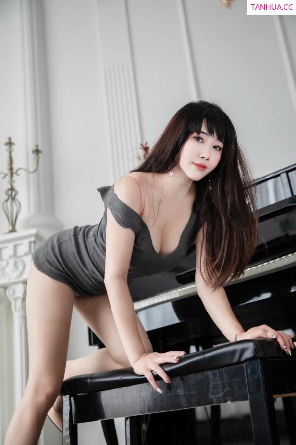   [XiuRen]高清写真图 2023.04.07 No.6532 严利娅Yuliya 丝袜美臀第46张图片